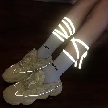 Kojos puskojinės moteriškos kojinės su kryžiaus susieti kojų kojinės ir atspindi šviesos kojinės
